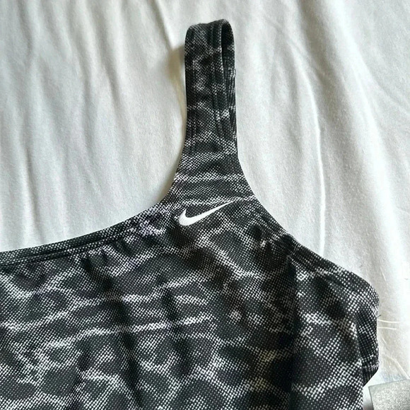 NIKE Wild One Piece Swimsuit Animal Print size XL NWT - Picture 3 of 6